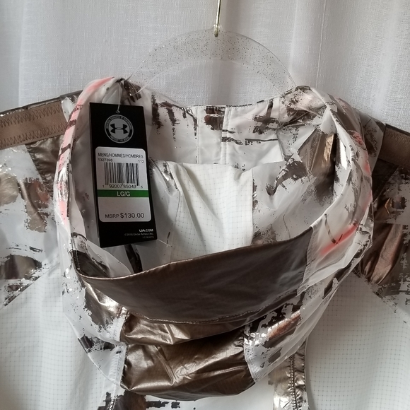 Men's UA Perpetual Short Sleve Windbreaker NWT - Picture 7 of 13